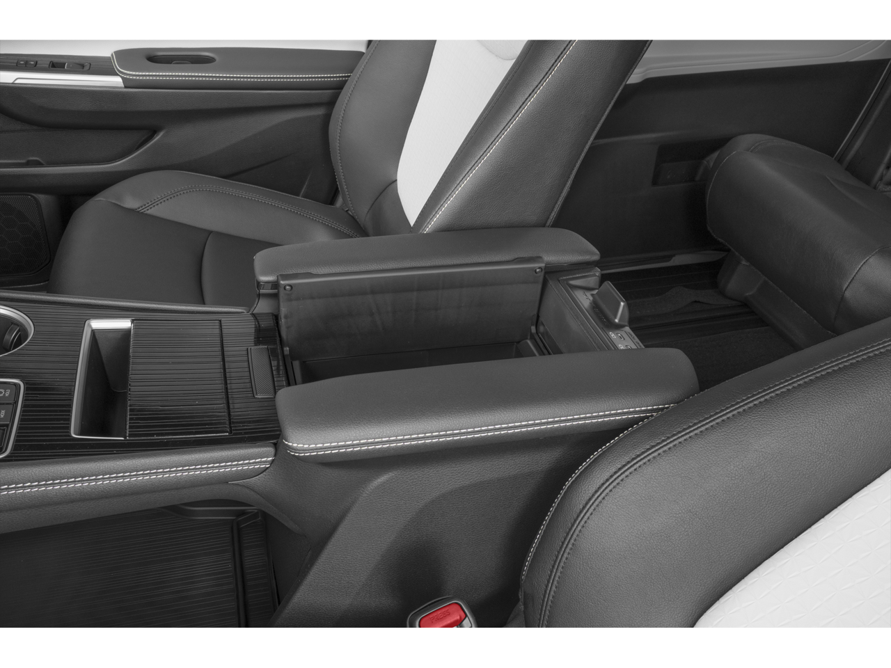 2026 Toyota Sienna XSE 7 Passenger