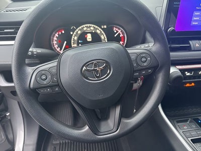 2025 Toyota RAV4 LE