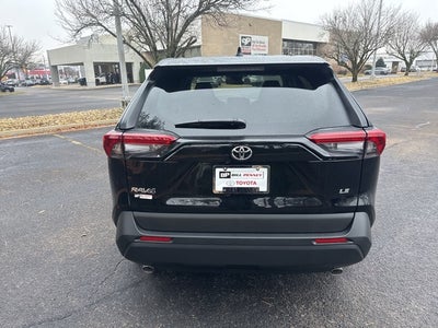 2025 Toyota RAV4 LE