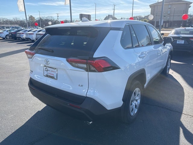 2025 Toyota RAV4 LE