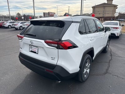 2025 Toyota RAV4 XLE
