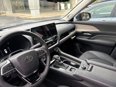 2026 Toyota Grand Highlander Platinum