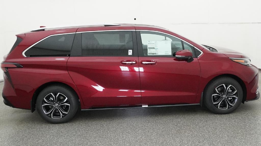 2026 Toyota Sienna Platinum 7 Passenger