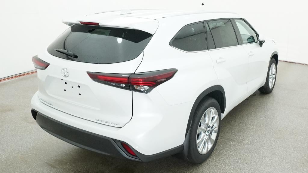 2026 Toyota Highlander Limited