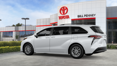2026 Toyota Sienna LE 8 Passenger