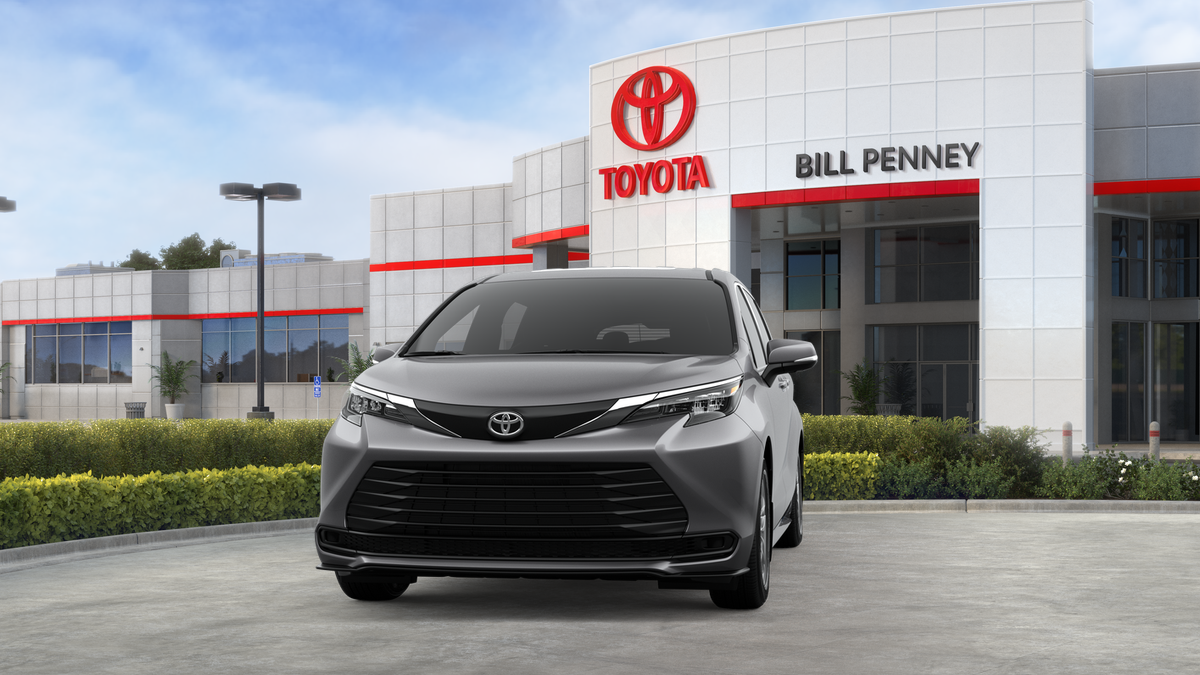 2026 Toyota Sienna LE 8 Passenger