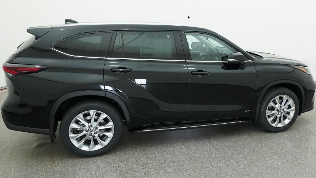 2026 Toyota Highlander Hybrid Limited