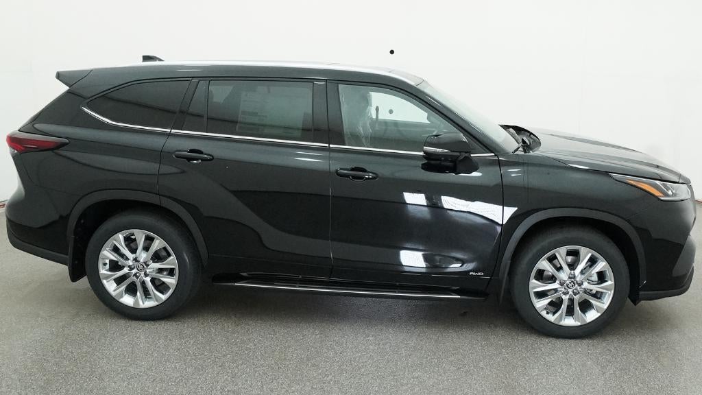 2026 Toyota Highlander Hybrid Limited