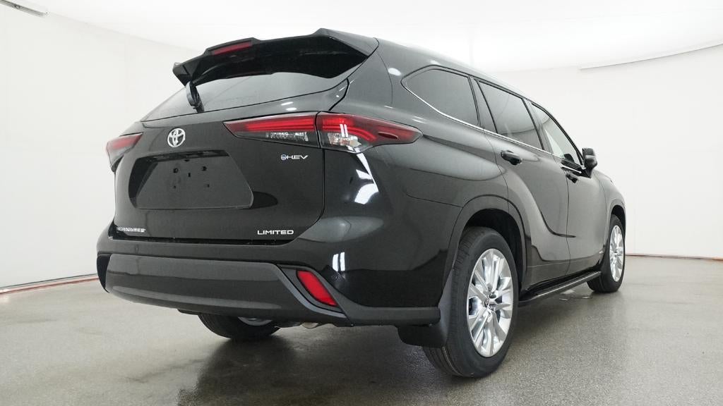 2026 Toyota Highlander Hybrid Limited