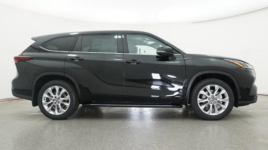 2026 Toyota Highlander Hybrid Limited