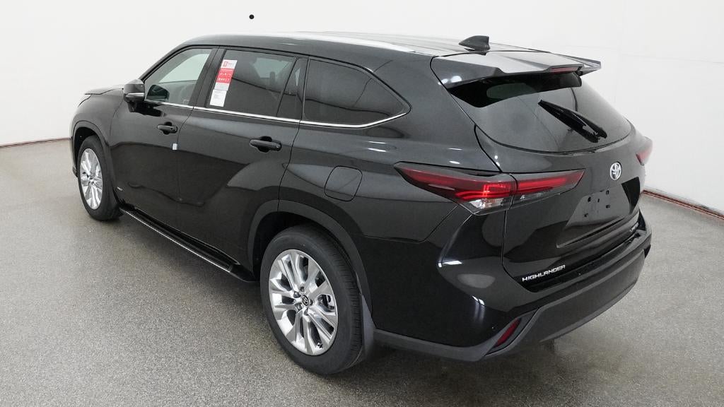 2026 Toyota Highlander Hybrid Limited