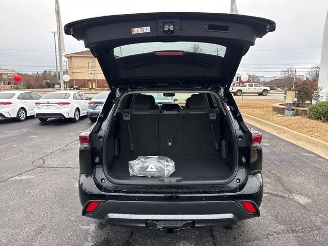 2026 Toyota Highlander Hybrid Limited