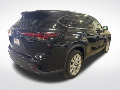 2026 Toyota Highlander Hybrid Limited