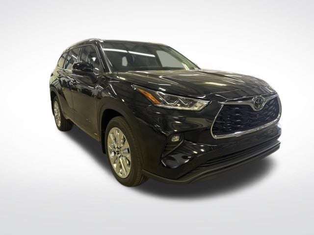 2026 Toyota Highlander Hybrid Limited