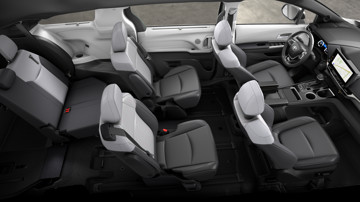 2026 Toyota Sienna XSE 7 Passenger