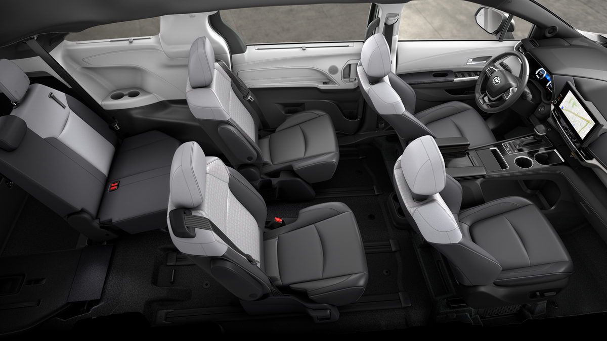 2026 Toyota Sienna XSE 7 Passenger