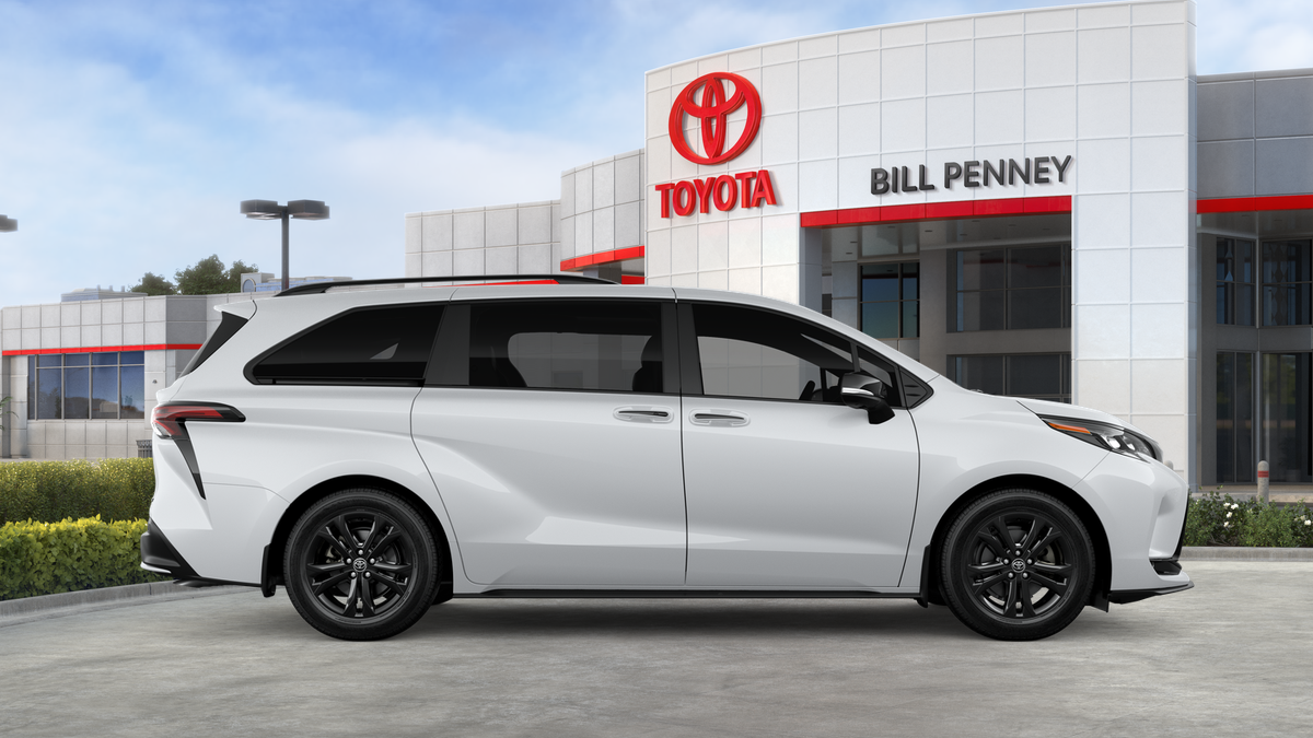 2026 Toyota Sienna XSE 7 Passenger