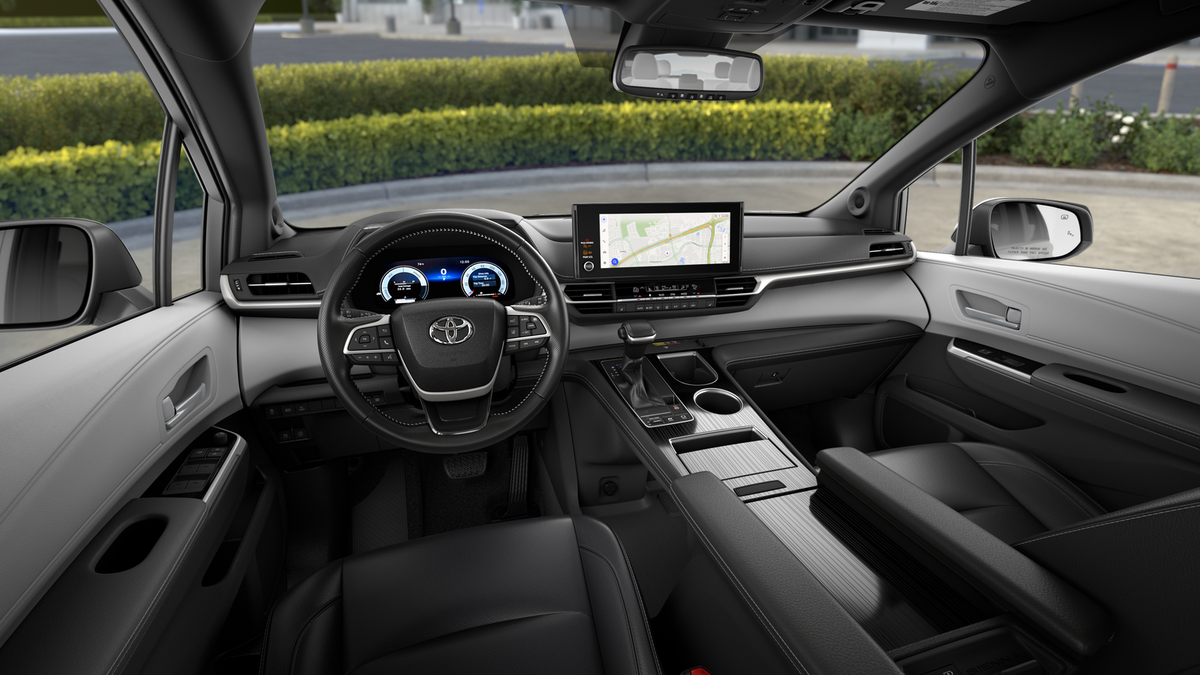 2026 Toyota Sienna XSE 7 Passenger