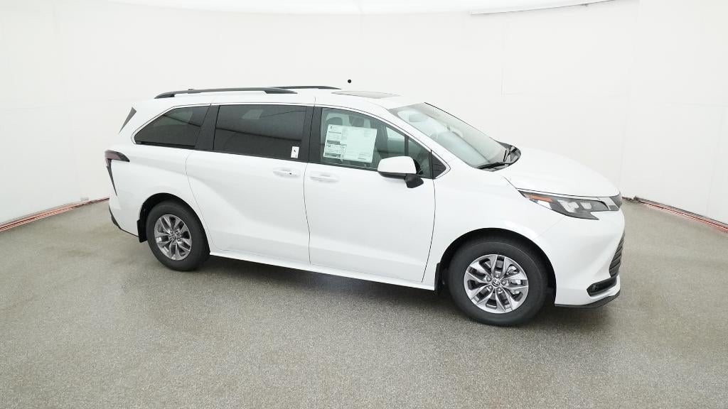 2026 Toyota Sienna XLE 7 Passenger