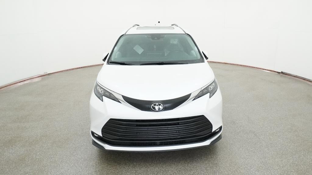 2026 Toyota Sienna XLE 7 Passenger