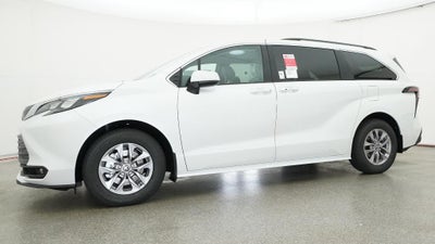 2026 Toyota Sienna XLE 7 Passenger