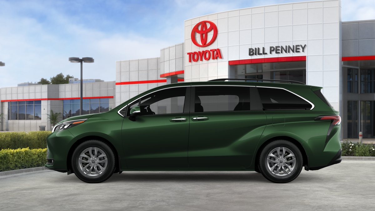 2026 Toyota Sienna XLE 8 Passenger