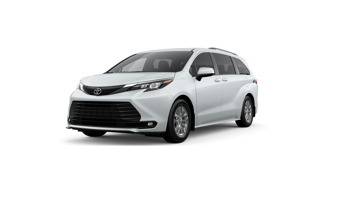 2026 Toyota Sienna XLE 8 Passenger