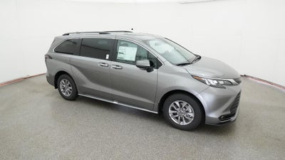2026 Toyota Sienna XLE 8 Passenger
