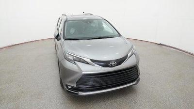 2026 Toyota Sienna XLE 8 Passenger