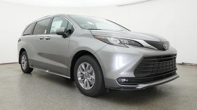 2026 Toyota Sienna XLE 8 Passenger