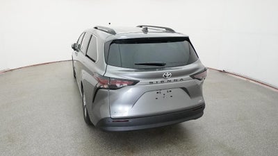 2026 Toyota Sienna XLE 8 Passenger