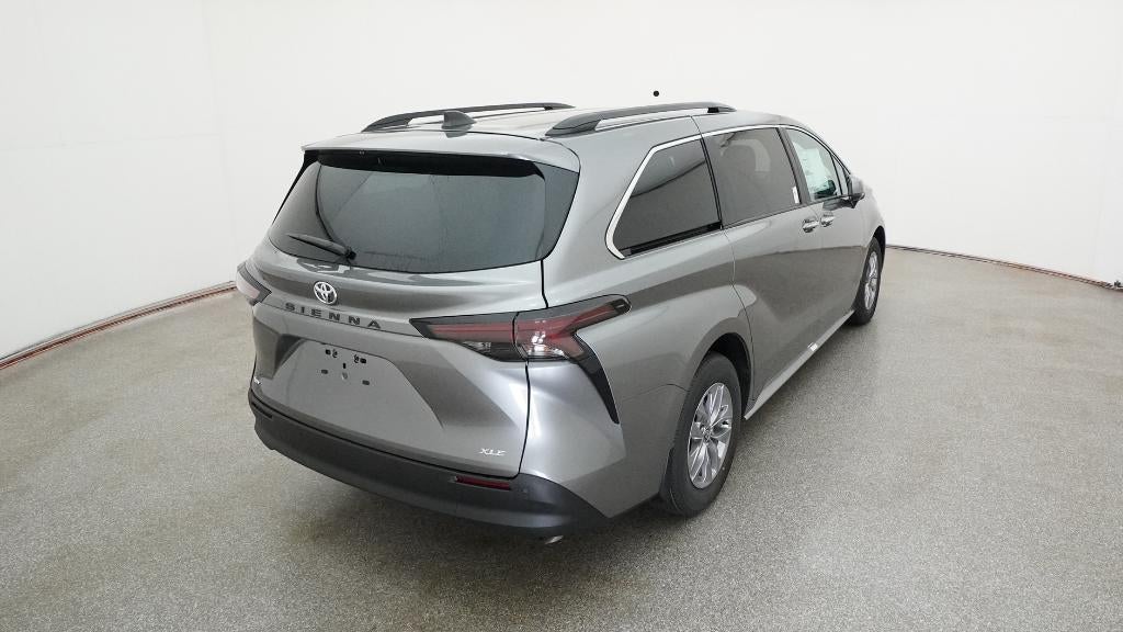 2026 Toyota Sienna XLE 8 Passenger