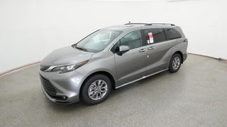 2026 Toyota Sienna XLE 8 Passenger