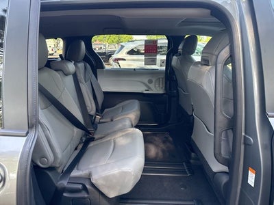 2026 Toyota Sienna XLE 8 Passenger