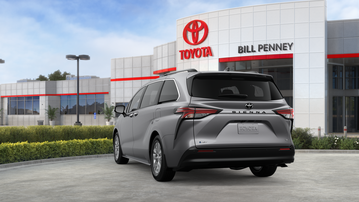 2026 Toyota Sienna XLE 8 Passenger