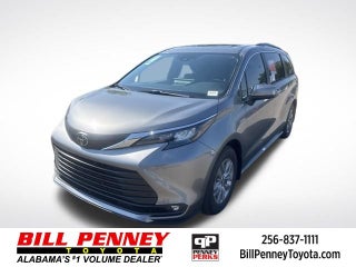 2026 Toyota Sienna XLE 8 Passenger