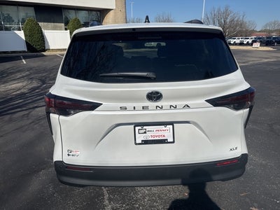 2026 Toyota Sienna XLE 8 Passenger
