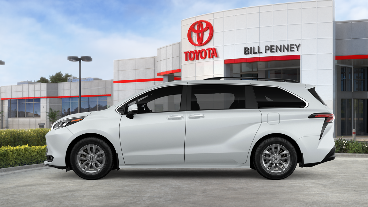 2026 Toyota Sienna XLE 7 Passenger