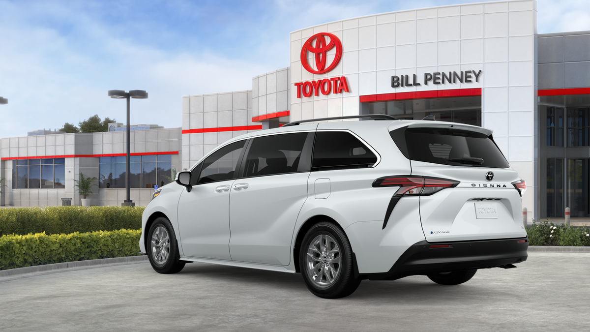 2026 Toyota Sienna XLE 7 Passenger