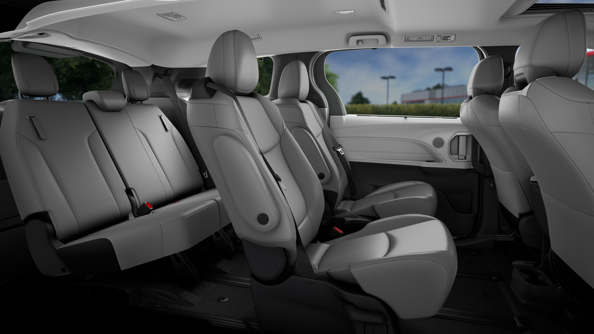 2026 Toyota Sienna XLE 7 Passenger