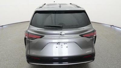 2026 Toyota Sienna Limited 7 Passenger