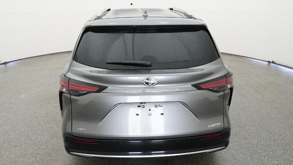 2026 Toyota Sienna Limited 7 Passenger