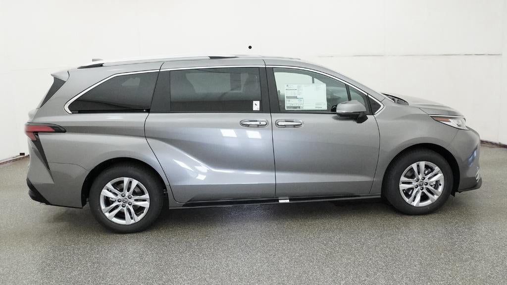 2026 Toyota Sienna Limited 7 Passenger