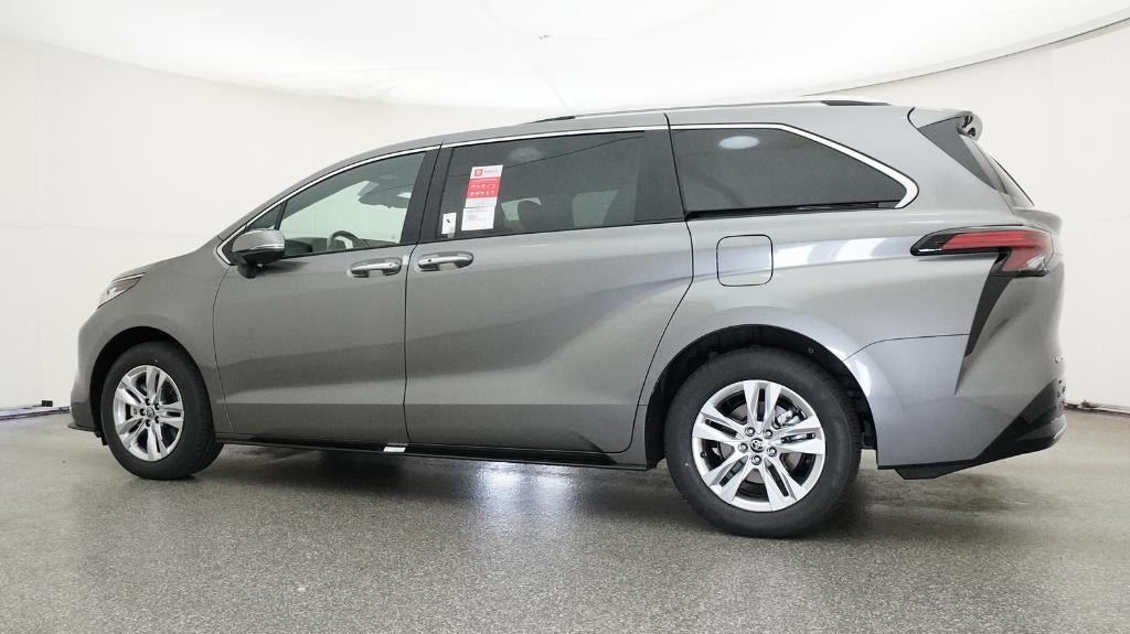 2026 Toyota Sienna Limited 7 Passenger