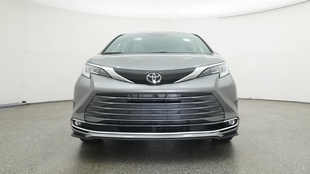 2026 Toyota Sienna Limited 7 Passenger