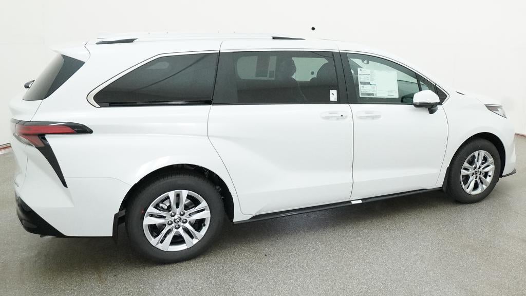 2026 Toyota Sienna Limited 7 Passenger