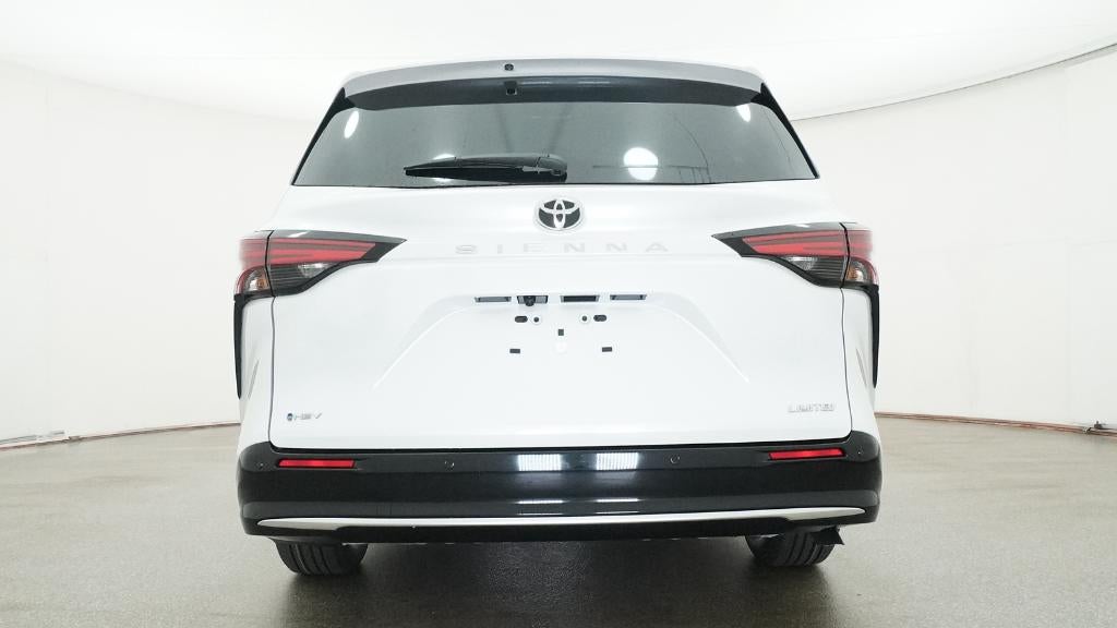 2026 Toyota Sienna Limited 7 Passenger
