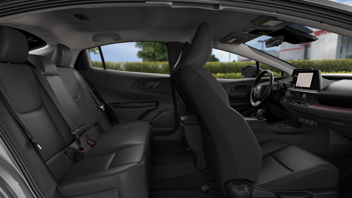2027 Toyota Prius Plug-In Hybrid SE