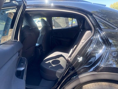 2027 Toyota C-HR SE