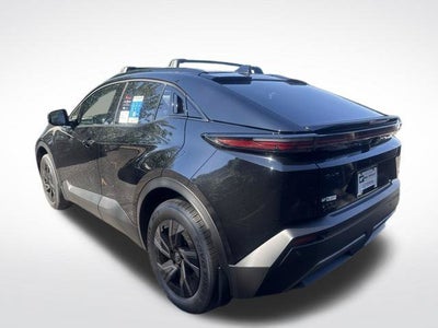 2027 Toyota C-HR SE
